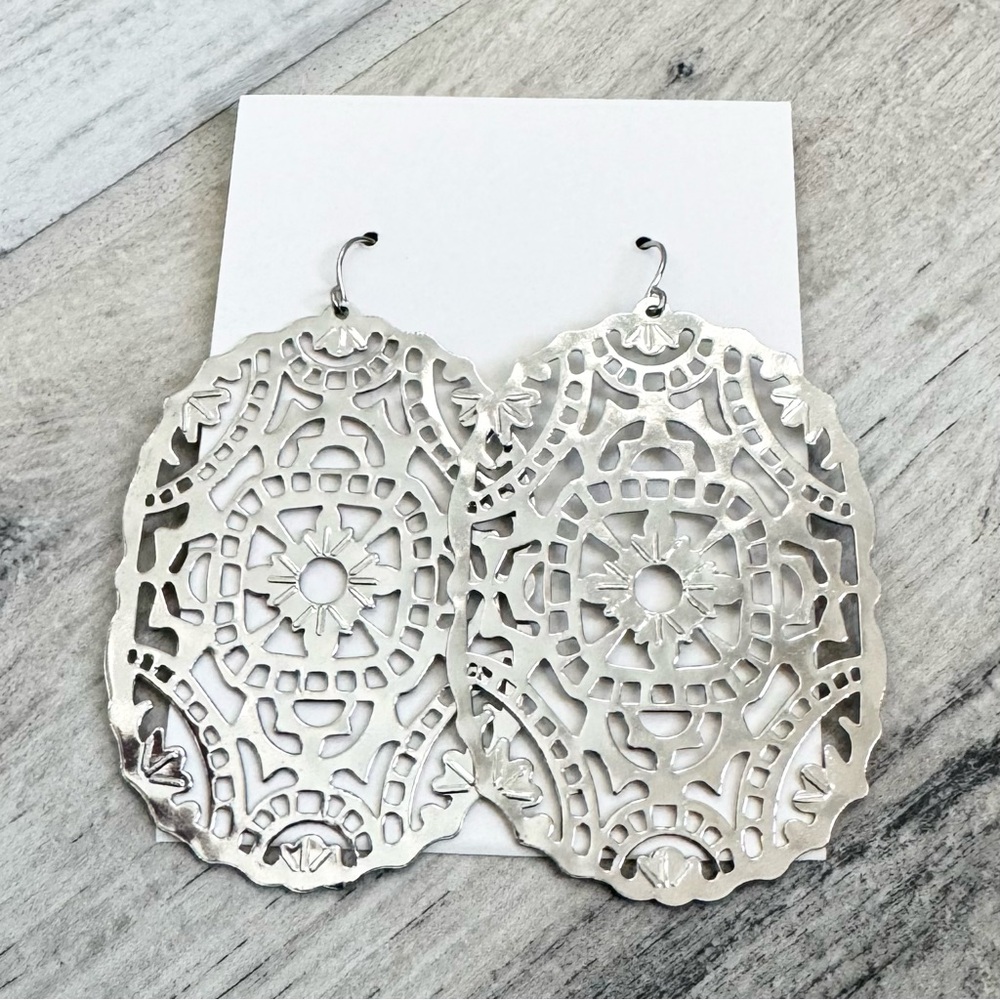 Silver Filigree Oval Earrings